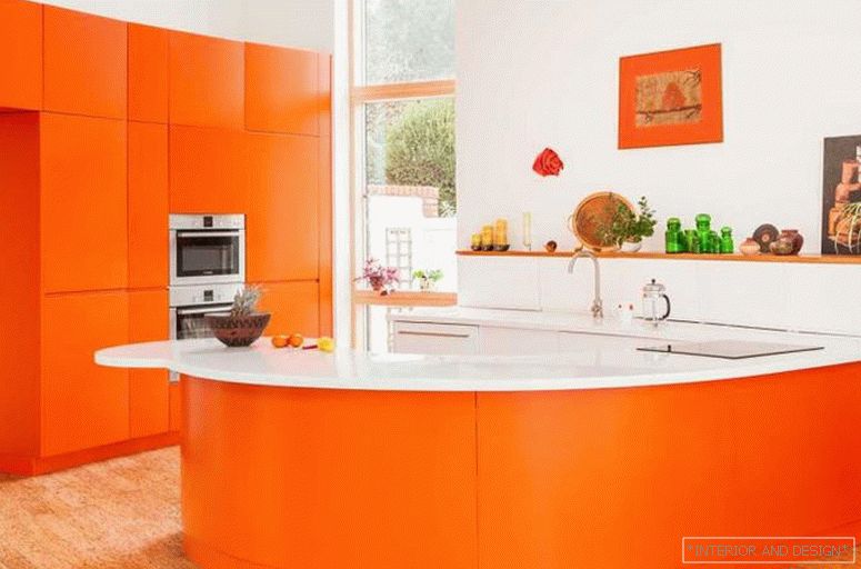 Barevné řešení kuchyně 2017-oranžová 1