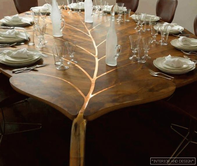 Původní tvar jídelního stolu - 3